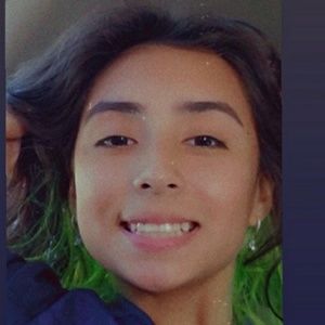 Meet your Posher, Mayra